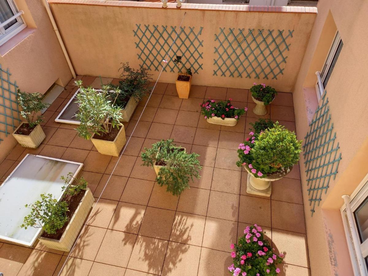 Hotel Sables D'O Et Son Restaurant Le 16 Bis لي سابلِ دولونْ المظهر الخارجي الصورة